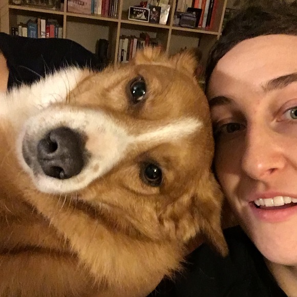 Meet your Posher, Emma - Picture 2 of 3